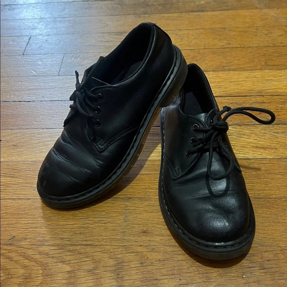 Dr Martens 1461 The Junior Softy T Leather Shoes in Black, size 2